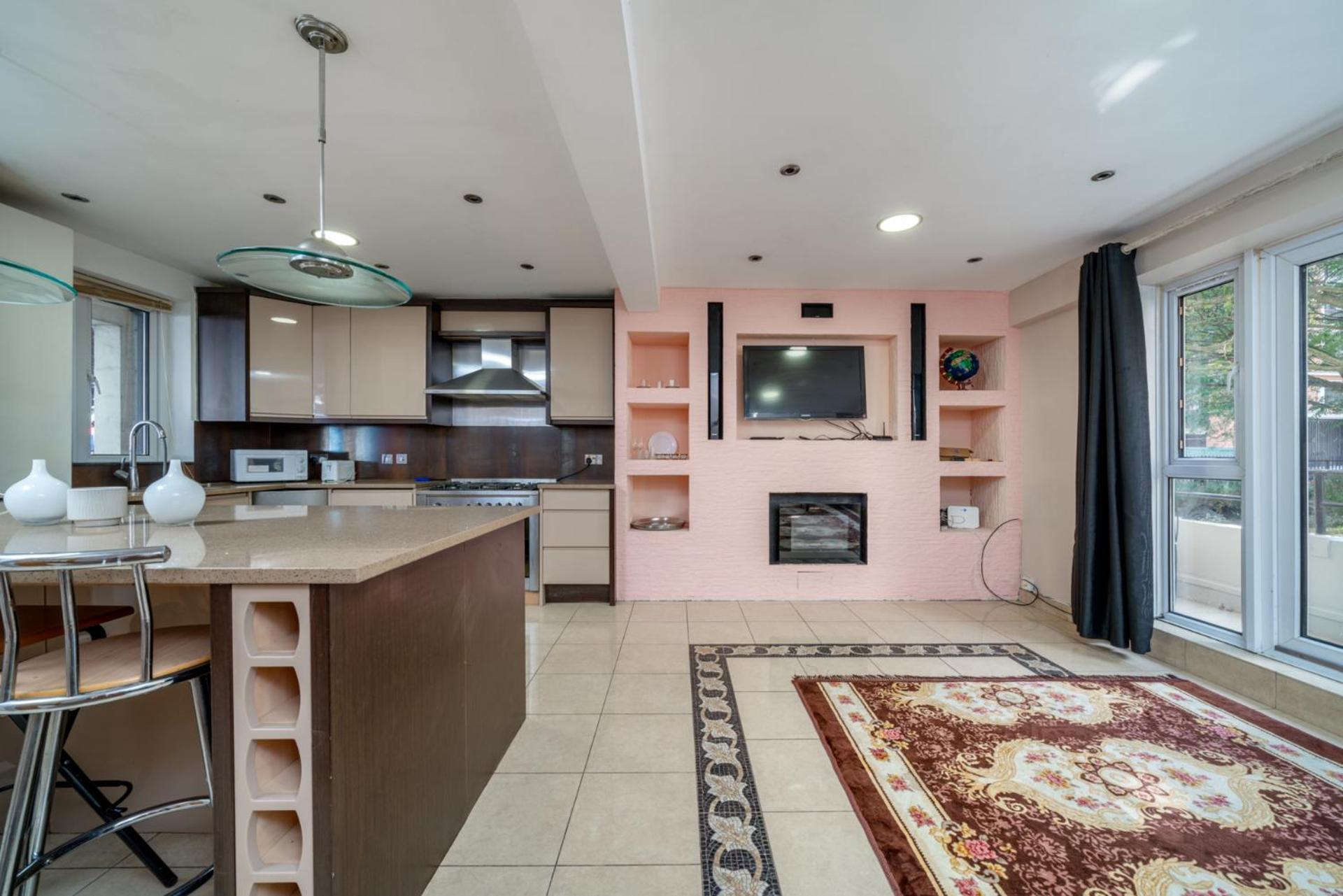 Appartamento Beautiful 3 Bedroom Maisonette Londra