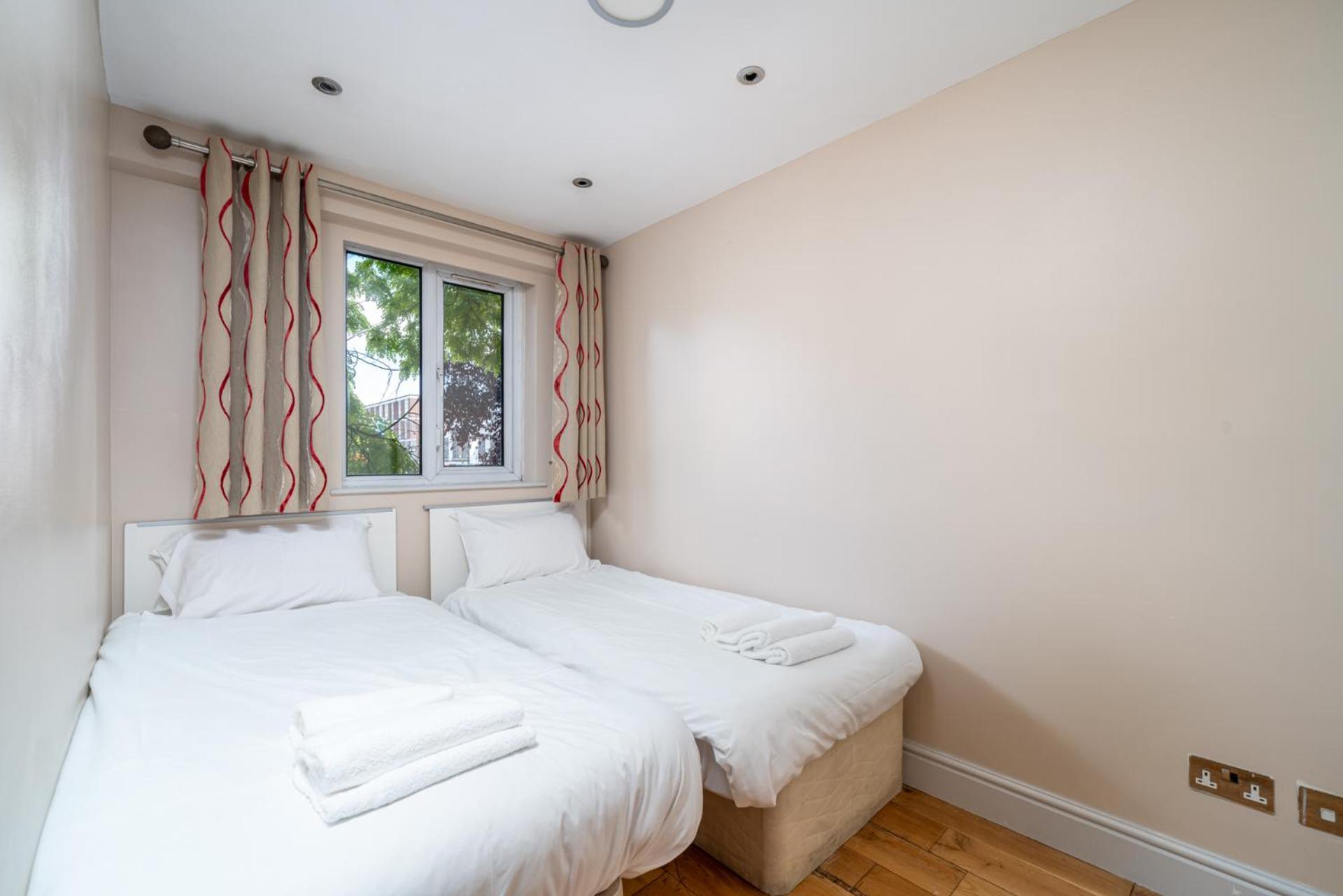 Beautiful 3 Bedroom Maisonette Appartamento Londra